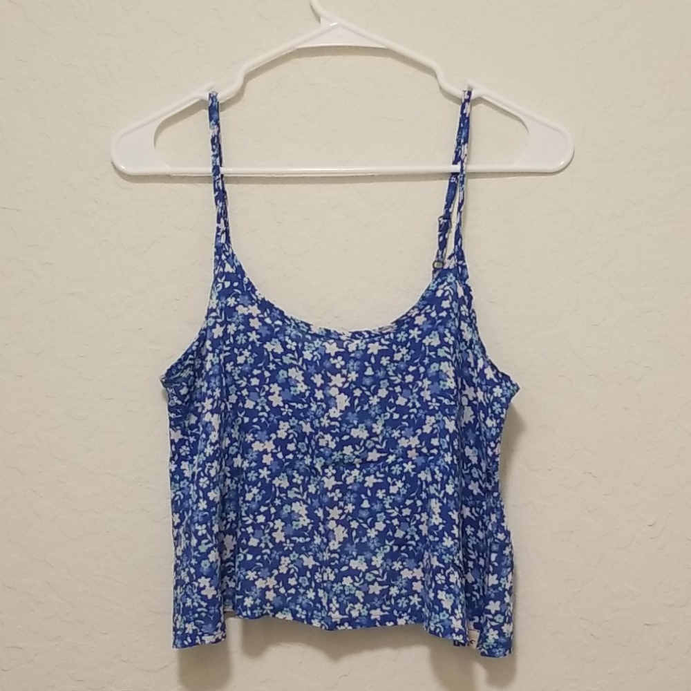 Blue floral croptop